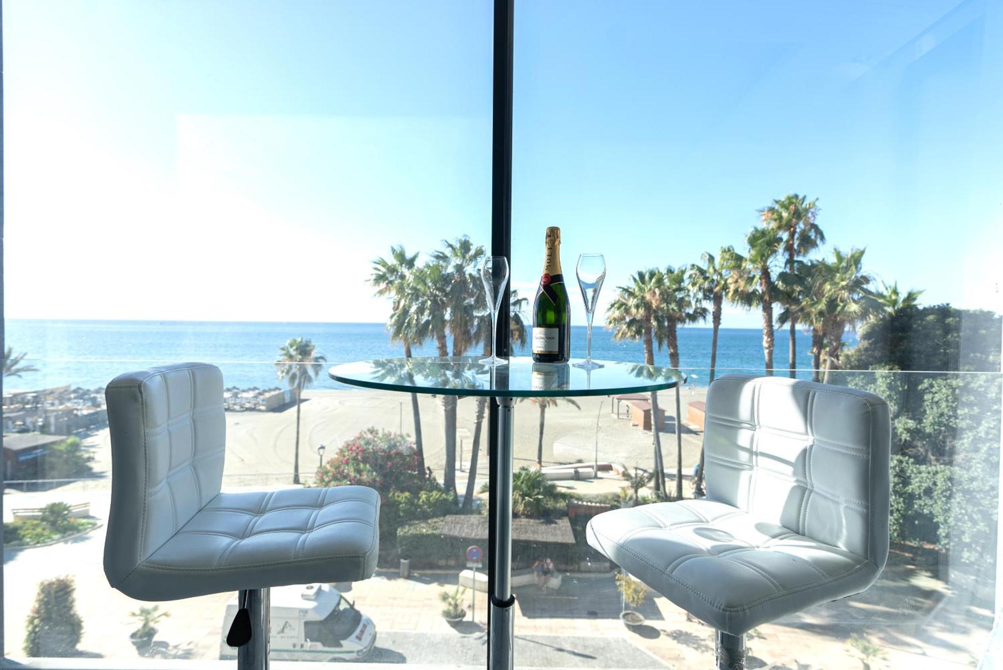La Viu Estepona Exterior foto