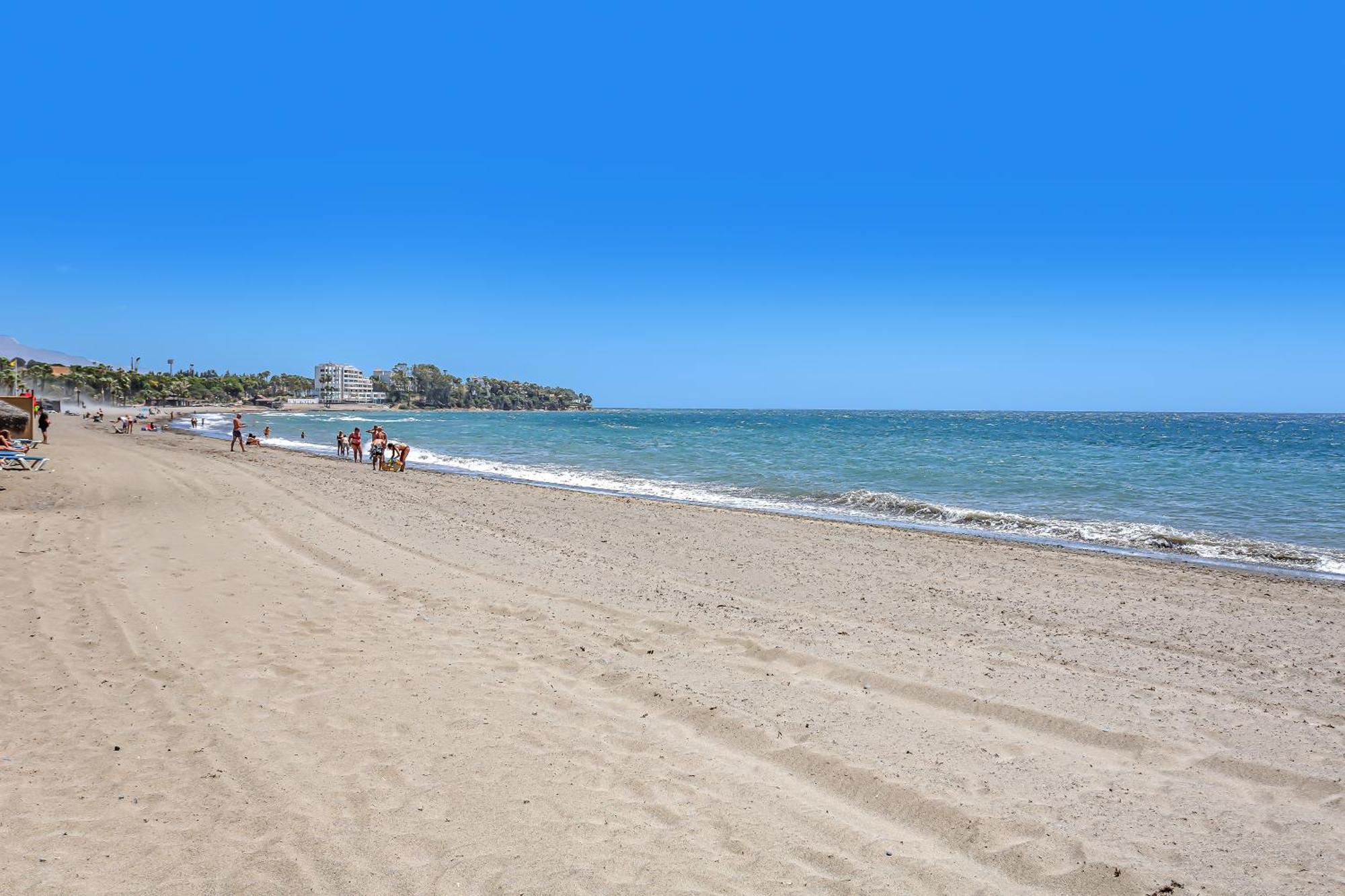 La Viu Estepona Exterior foto